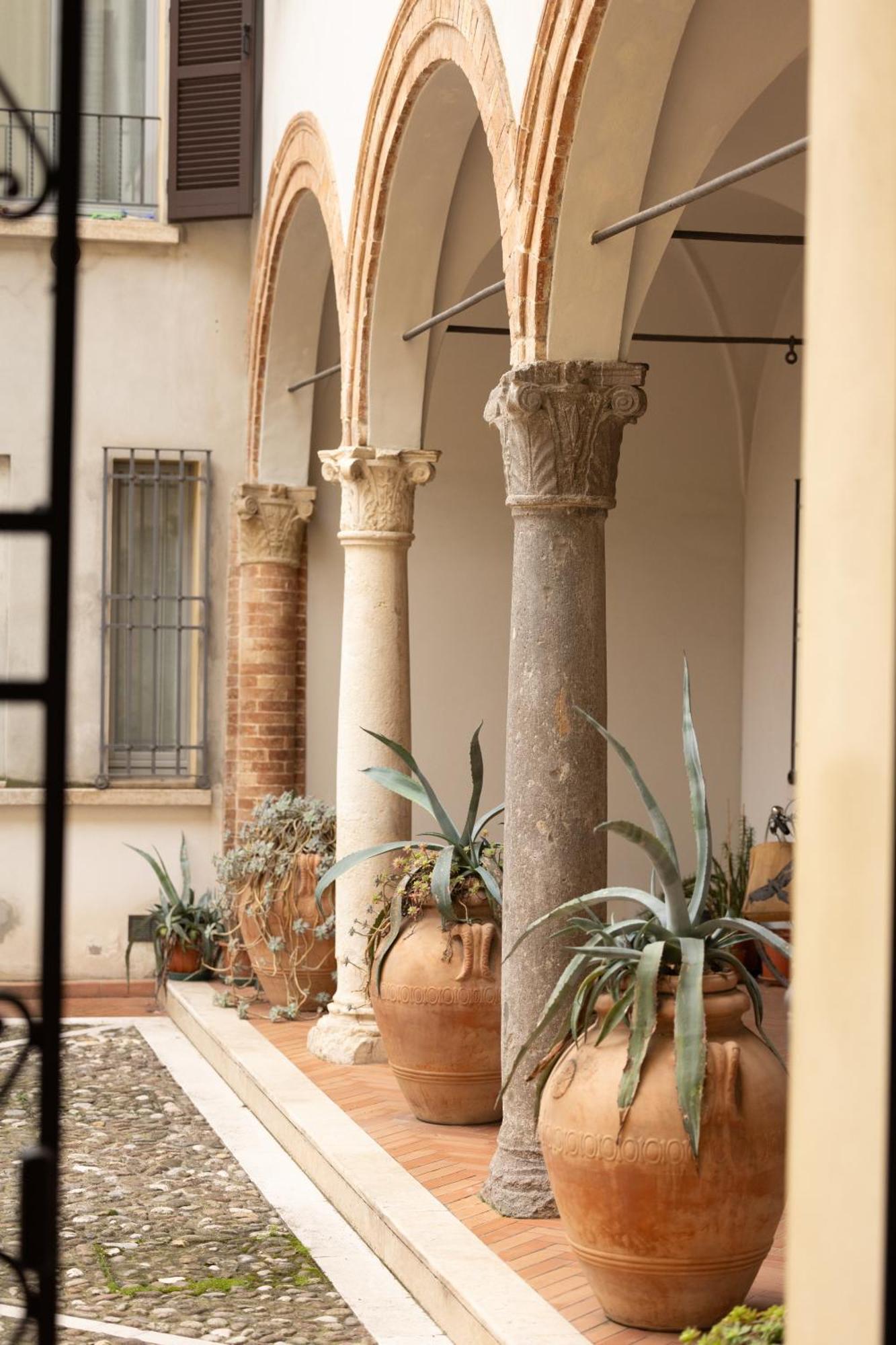 Ferienwohnung Casa Petrucci Centro Storico Forlì Exterior foto